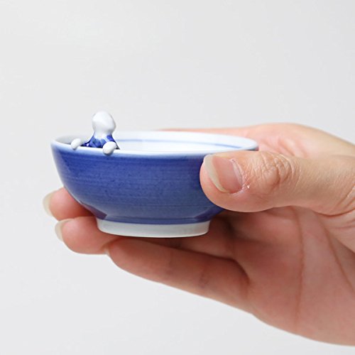 Amazon.co.jp: 上出長右衛門窯 九谷焼 盃 一閑人盃 : ホーム＆キッチン